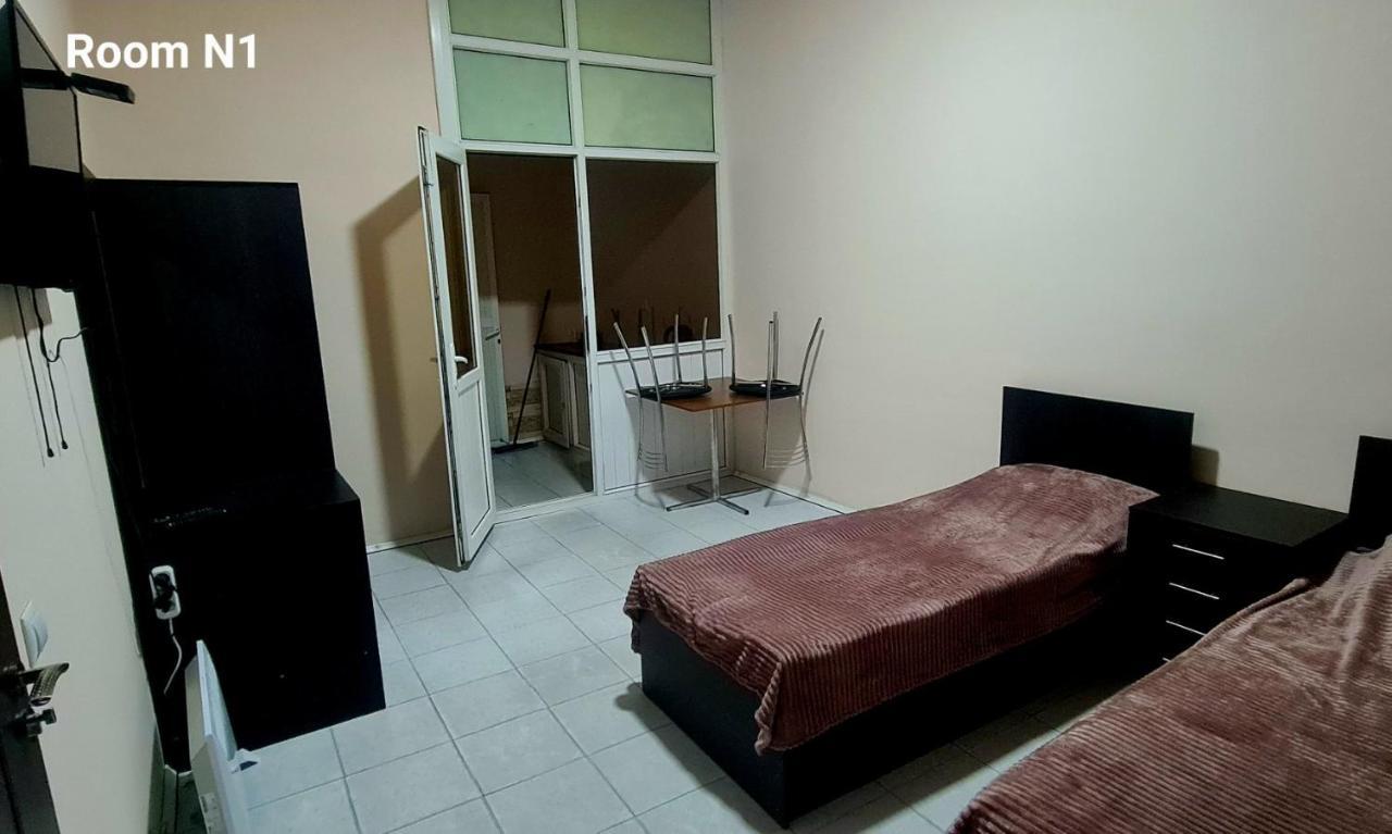 Hotelito Erévan Extérieur photo